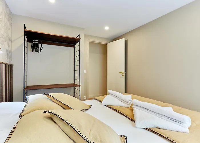 Centre De By Studioprestige Paris